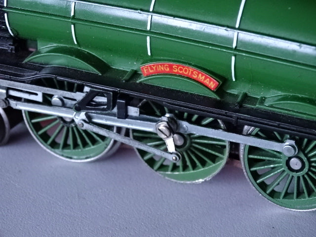 Triang R855 Flying Scotsman - USED