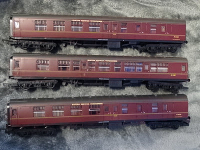 Hornby R2176M The Lakes Express - Box and Coaches only - USED