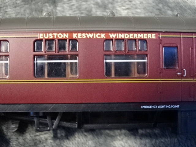 Hornby R2176M The Lakes Express - Box and Coaches only - USED
