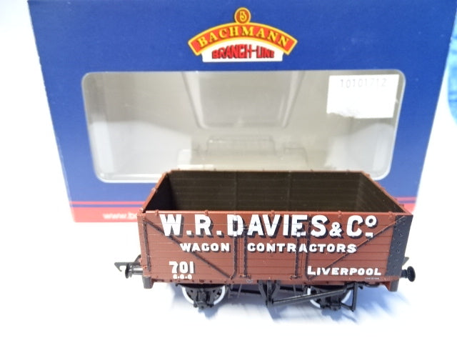 Bachmann 37-2011K - 12T 7 plank wagon W.R.Davis and Co - USED