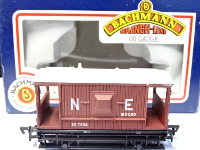 Bachmann 33-800 16 ton brake van toad N.R. brown - USED