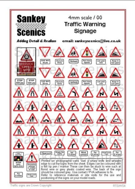 Sankey Scenics - Traffic warning signage - 00 gauge