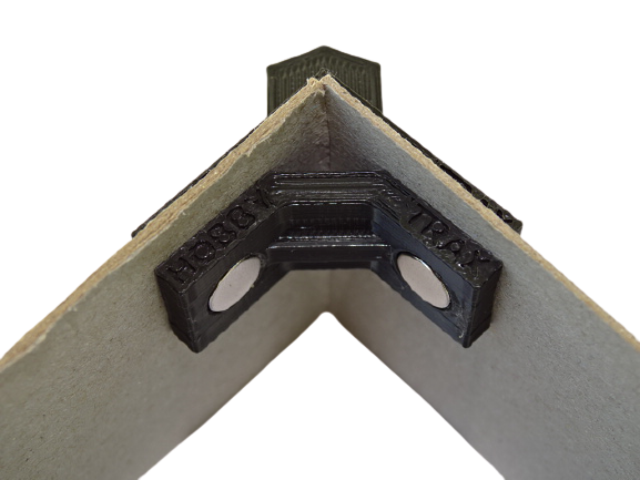 Magnetic corner clamp - small 30mm