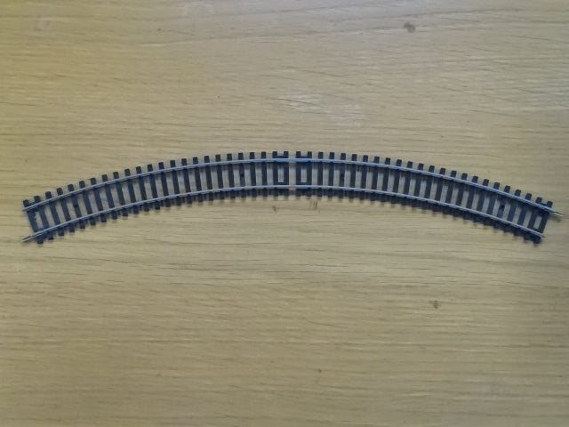 Hornby R607 2. Radius Doppelkurven-Stahlgleis – GEBRAUCHT