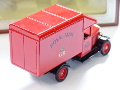 1935 Morris Royal Mail parcels van - USED