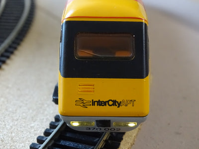 Hornby Advanced Passenger Train (APT) LED-Upgrade rot/weiß DC und DCC